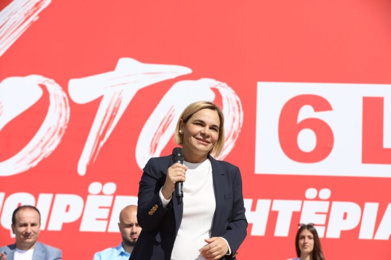 Kryemadhi: Socialistët votojnë LSI sepse janë bashkuar vlerat e të majtës. Ne bashkojmë shqiptarët
