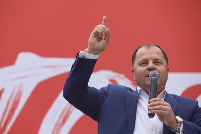 Bilancin 8-vjeçar të ajrit, do ja përplasin Rilindjes/Maliqi: Berati drejt 4 mandateve për LSI (VIDEO)