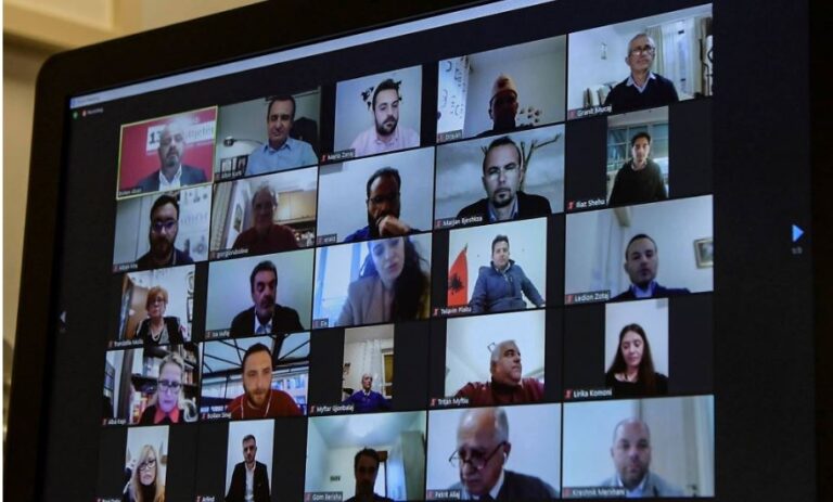 Kryeministri i Kosovës, Albin Kurti takim online me Diasporën shqiptare në Itali