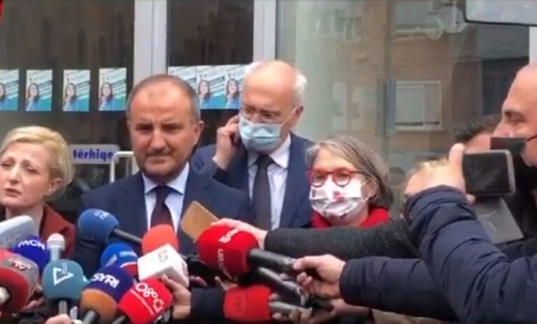 Thirrja e ambasadorit Soreca nga Elbasani: Zgjedhjet të jenë të lira, dëgjuam shqetësime për blerje votash