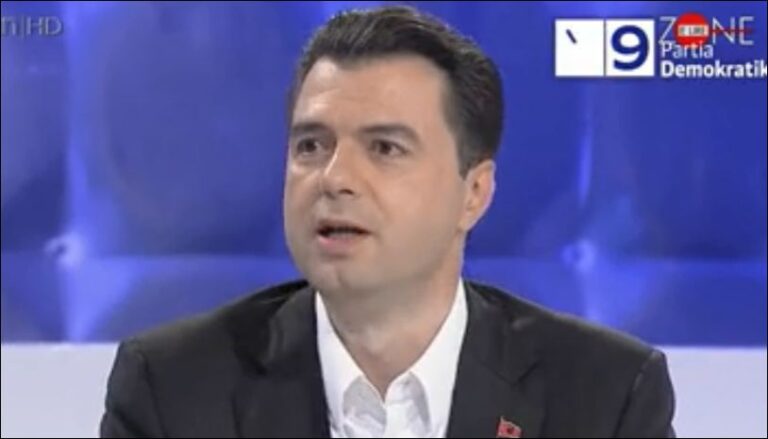 Video-Live/ Kush e zgjodhi këngën zyrtare të fushatës së PD? Përgjigjet Lul Basha