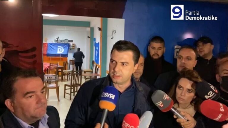 Plagosja e sekretarit të PD-së/ Pas vizitës urgjente në Kavajë, Basha niset për në spitalin e Durrësit