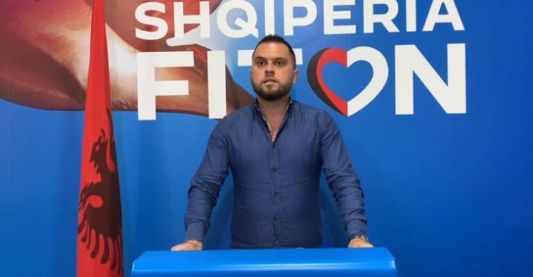 Fushata e PS-së në Vlorë, PD-ja bën denoncimin e fortë: Administrata publike është kërcënuar me vendin e punës për pjesëmarrje
