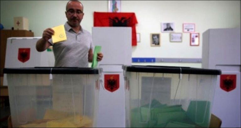 Rekord fletësh të pavlefshme në kutitë e votimit