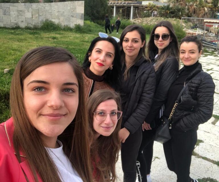 Grisejda Myslimi: Më 25 prill, Vlora vulos triumfin e vajzave dhe djemve të saj patriotë. Ne do të jemi zëri juaj në Parlament