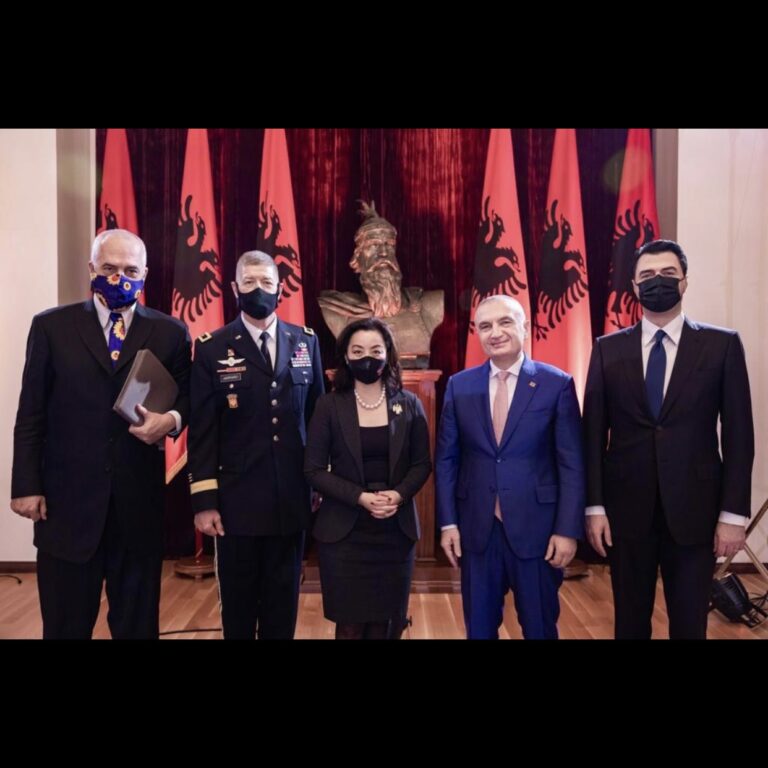 Ambasadorja amerikane: SHBA nuk mbështet asnjë parti
