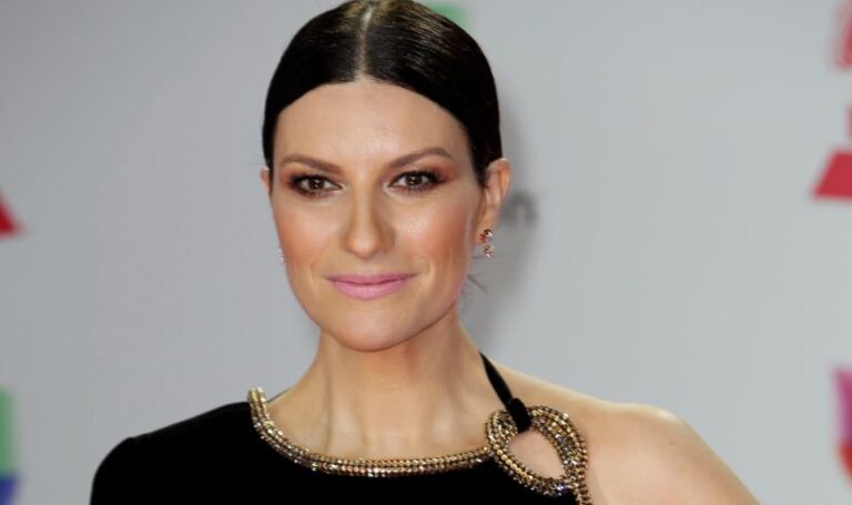 Laura Pausini në mbrëmjen “Oscar”, e nominuar për “Kënga më e mirë origjinale”