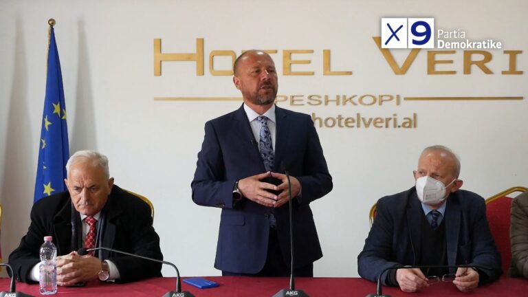 Xhelal Mziu: Intelektualët janë ato që i janë gjendur Dibrës në momente të vështira