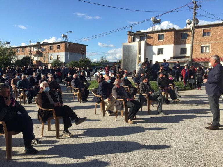 Ruçi takime në Lushnje: Gjatë mandatit të tretë, sigurojmë ujë të pijshëm për familjet e të gjithë bashkisë