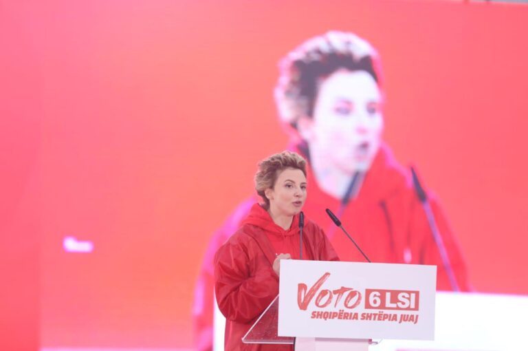 Erisa Xhixho: Vota është forca juaj, jepni shansin e duhur të ardhmes. Votoni numrin 6!