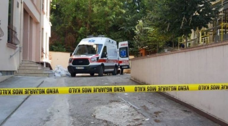 U gjet i vdekur në banesë, mesazhi i 38-vjeçarit: Më dhe goditjen e fundit