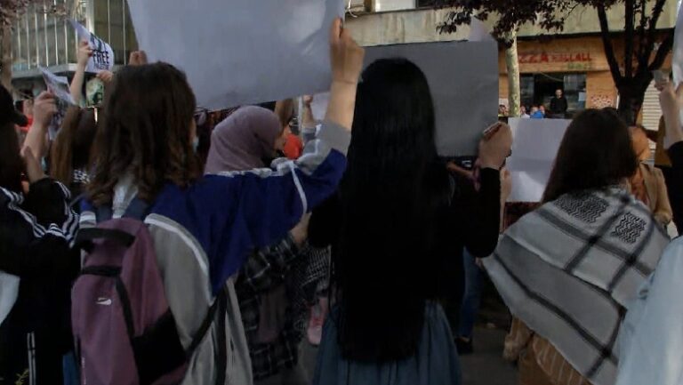 Qytetarët sërish në protestë në mbështetje të Palestinës: Populli shqiptar nuk është me Izraelin