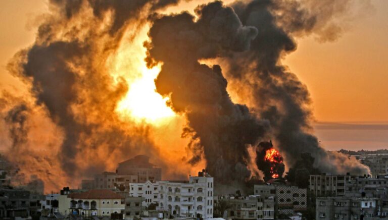 Krah fotos së bombardimeve, Izraeli citon një varg nga Kurani