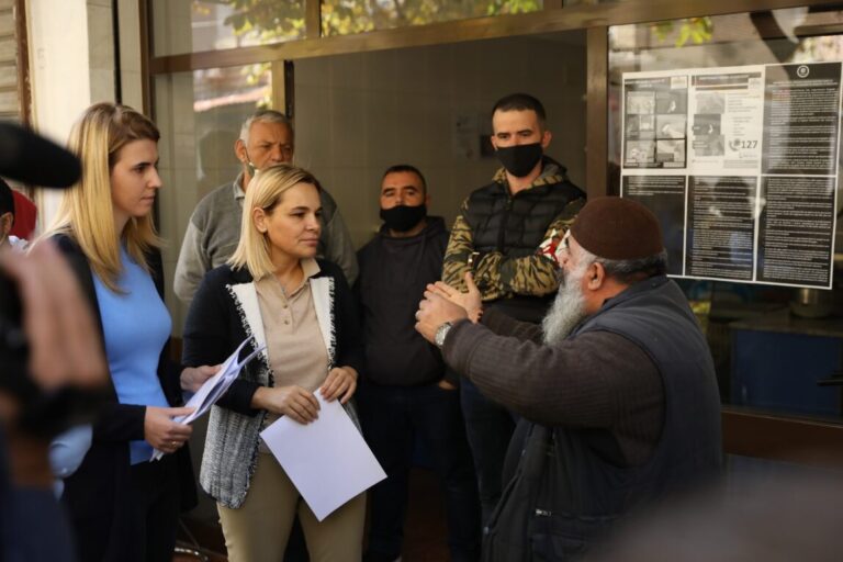 Prishja e pallateve në Kombinat/ Kërpaçi: Gjykata Administrative e Tiranës i çorri maskën korrupsionit të Rilindjes