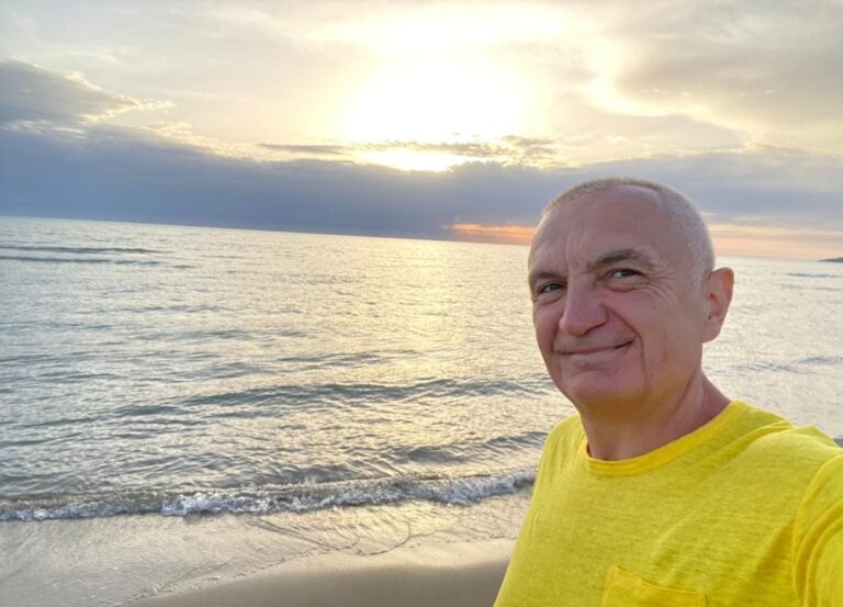 Presidenti Meta publikon foton pas 20 km ecje: Një mbrëmje relaksuese për të nisur javën me energji të reja