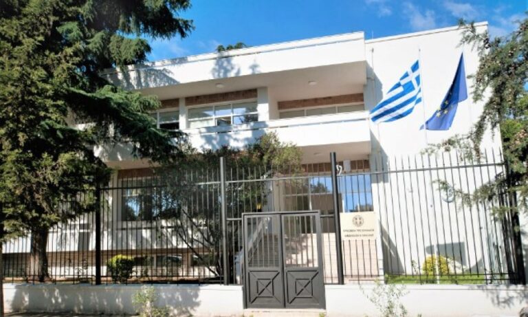 Udhëtimet drejt Greqisë për shqiptarët, ambasada bën njoftimin më të fundit
