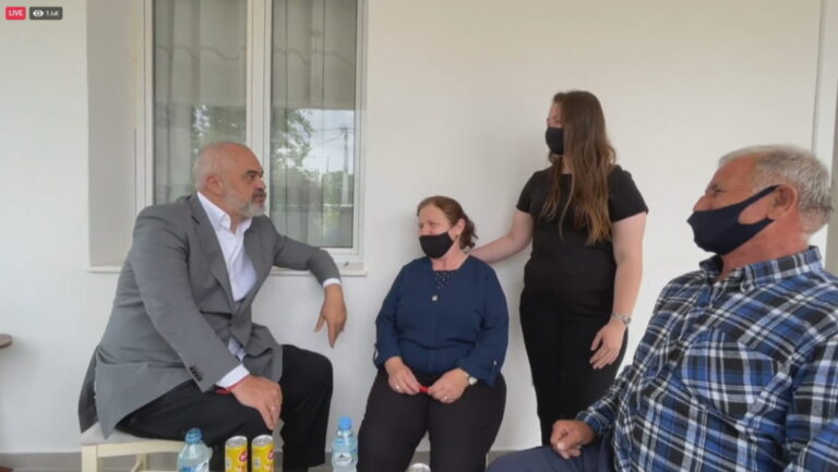 Rama: 177 shtëpi në Kamëz përfundojnë brenda muajit