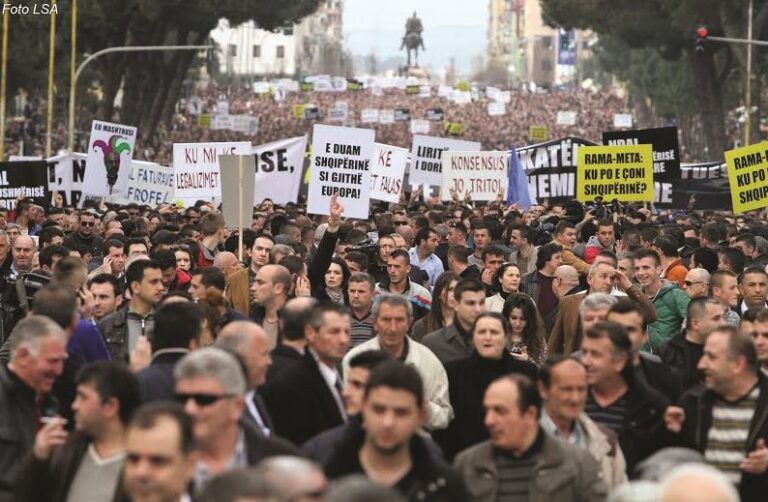 Frank Shkreli: Diktatura më e rrezikshme është ajo që paraqitet me maskën e demokracisë!