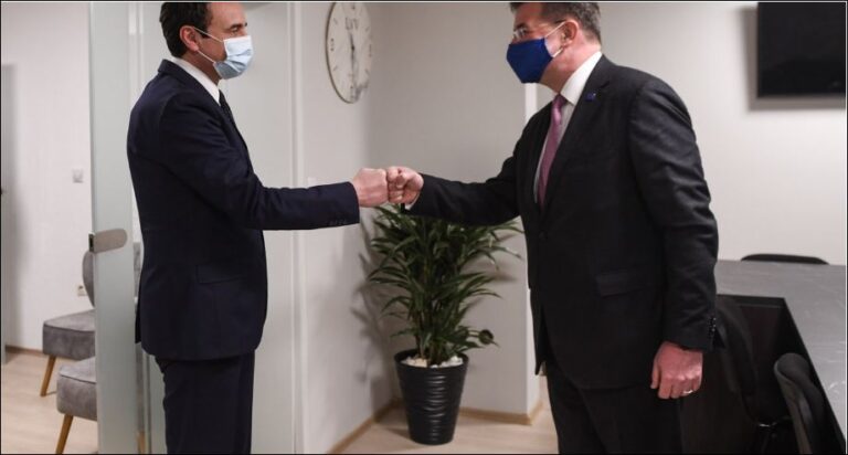 Dialogu Kosovë-Serbi, Lajçak takohet me Kurtin