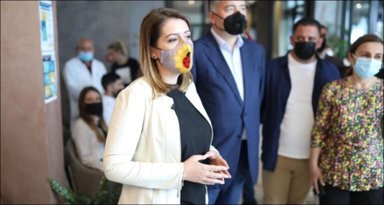 Vaksinimi i operatorëve turistike, Manastirliu: Do të përfundojë brenda majit