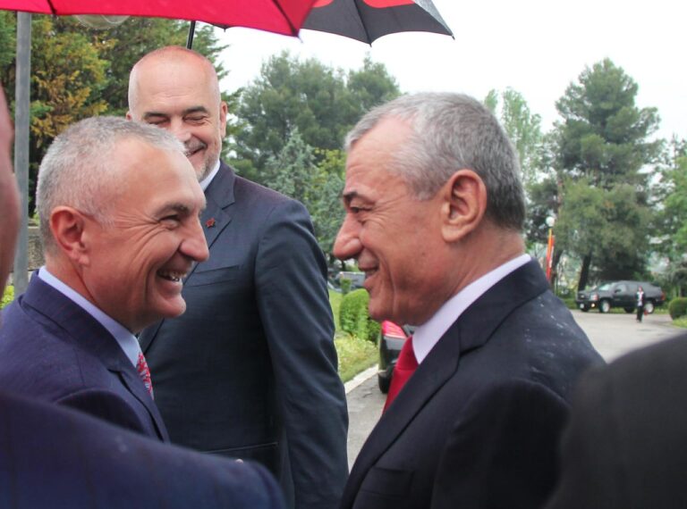 “Mos u turpëro në këtë moshë, zoti Ruçi!”