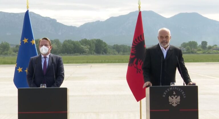 Komisioneri i BE në sy të Ramës: Presim rezultatet përfundimtare dhe hetimin e blerjes së votave