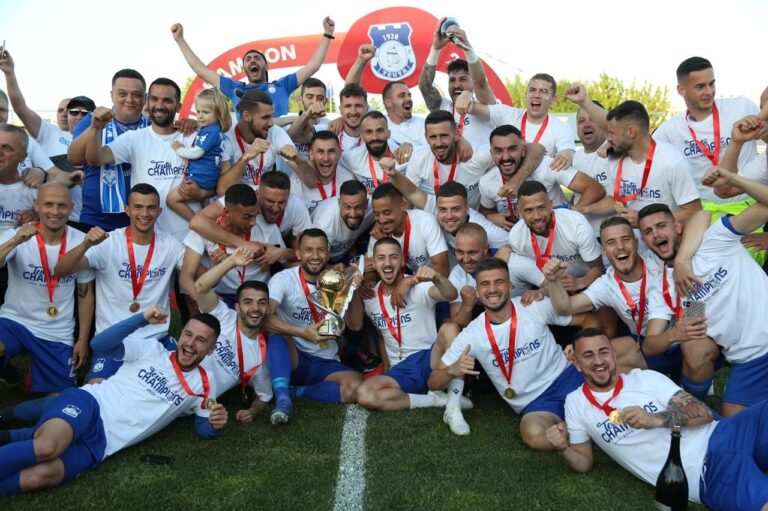 Titulli rikthehet në Durrës pas 27 vitesh, Presidenti Meta uron ekipin e Teutës