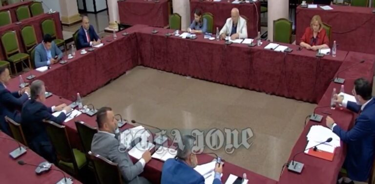 Video editorial i “Koha Jonë”: Kuvendi antikushtetues nuk mund të akuzojë Presidentin