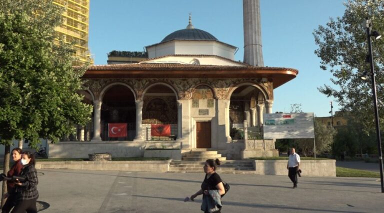 Pas tre vite restaurim të plotë, xhamia e Et’hem Beut në prag të hapjes