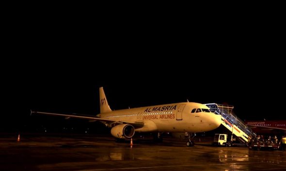 Dy avionë të tjerë me afganë mbërrijnë në Rinas, shkon në 457 numri i të strehuarve në Tiranë e Durrës - Vimarsana News