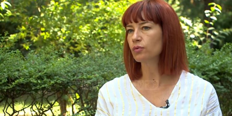 Jetoi tre vite në Kabul, shqiptarja: Afganistani sot është si Shqipëria e ’97-s, por afganët janë inteligjentë