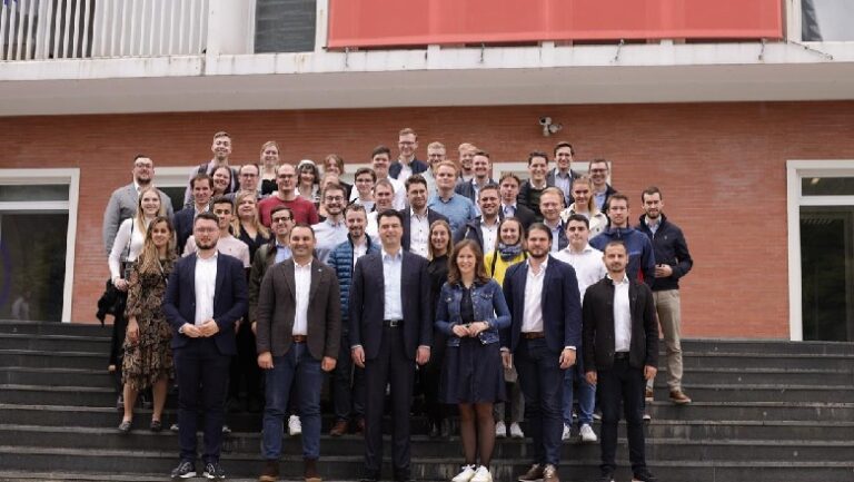 Basha pret të rinjtë e Partisë Popullore Austriake: Prioritet integrimi në BE