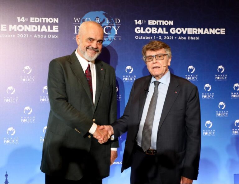 Rama takohet me themeluesin e “World Policy Conference” në Abu Dhabi