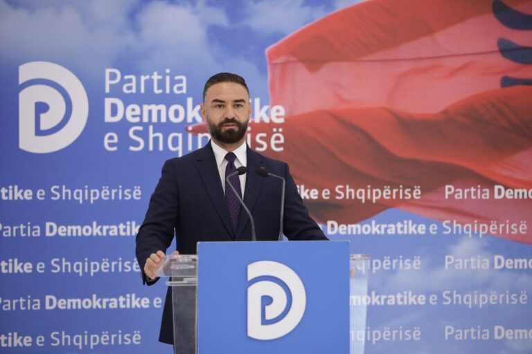 Agalliu: Ditën që kërkohej kthimi i Berishës në PD, u amnistua Xhaçka. Nuk bëhemi pjesë e pazarit