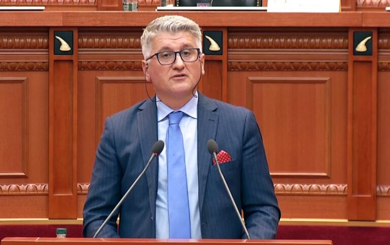 Agron Gjekmarkaj: Babo tanimë u kthye në lider historik!