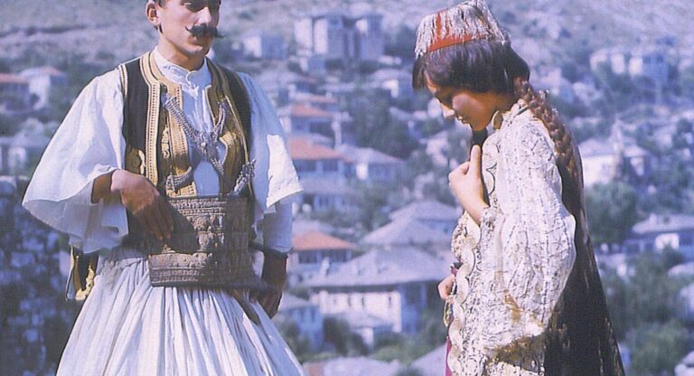 Ruajtja e traditës e vështirë, mungojnë modelet origjinale