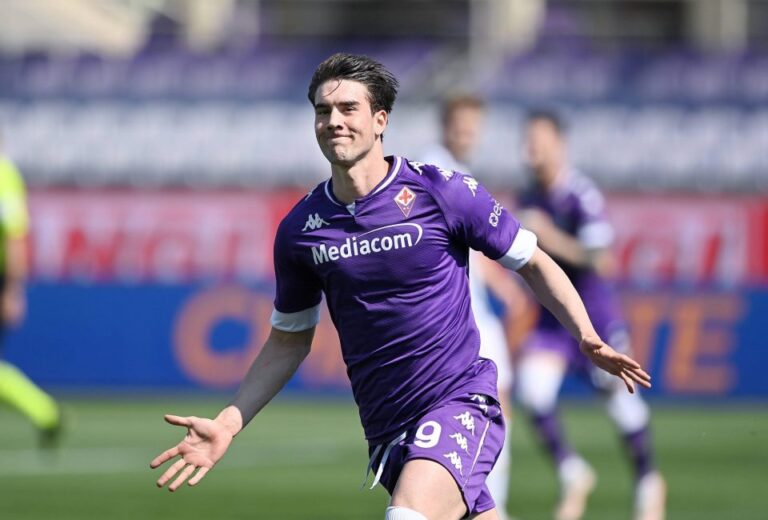 Vlahovic refuzon rinovimin me Fiorentinën, në prapaskenë qëndron … Juventusi