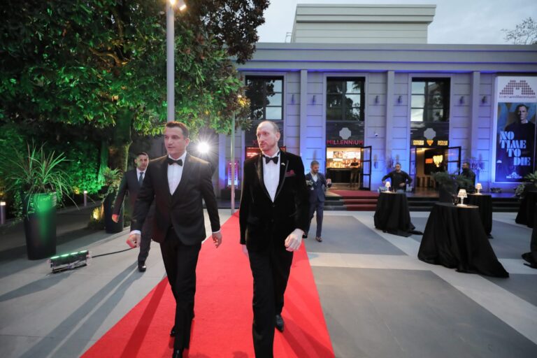 Premiera e filmit “007: No time do die” në Tiranë, Veliaj: “Sprint” marrëdhëniesh mes Shqipërisë dhe Britanisë së Madhe