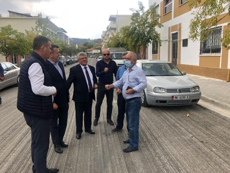 Investimet në infrastrukturë, Balla: Transformimi i Ballshit po ecën me ritmet e duhura