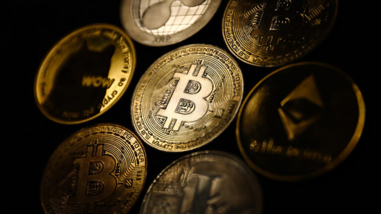 Bitcoin pritet të arrijë në 200 mijë dollarë gjatë vitit 2025