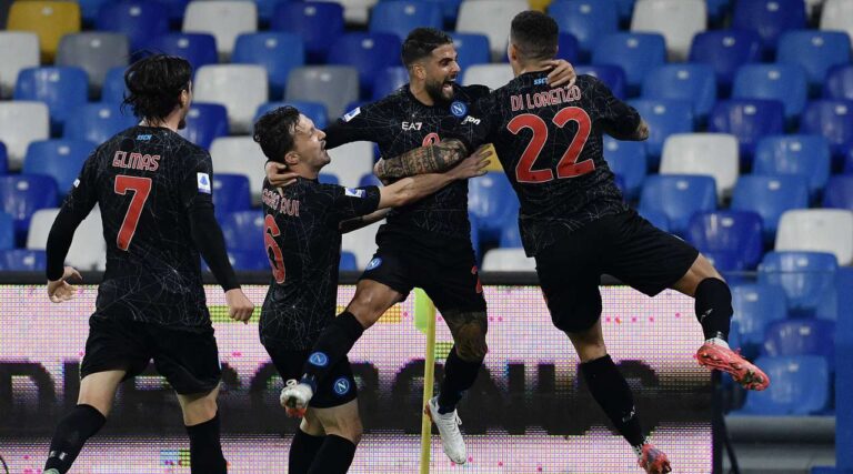 Napoli mund lehtësi Bolognën dhe merr kreun e Seria A (VIDEO)
