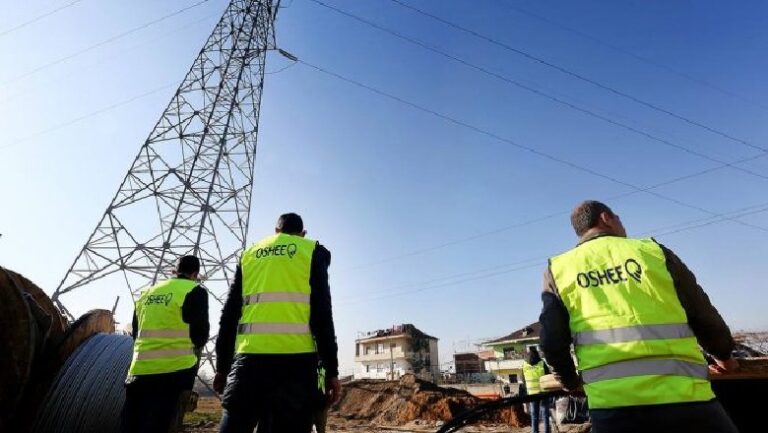 Moti i keq, OSHEE: Probleme me energjinë në disa qytete në vend