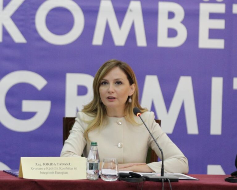 Jorida Tabaku: 9 pikat e dobëta që po lënë shqiptarët jashtë Europës