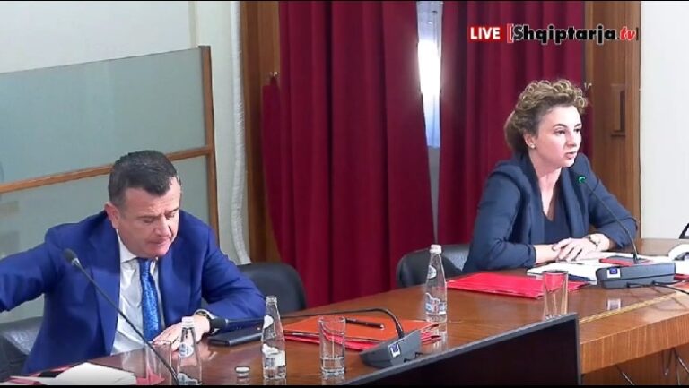 Xhixho-socialistëve: Jeni mësuar me opozitë false, por realiteti ka ndryshuar
