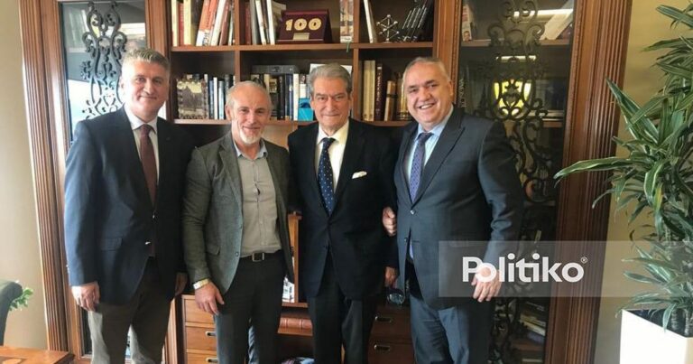 Astrit Patozi: Një fotografi që i shpjegon të gjitha