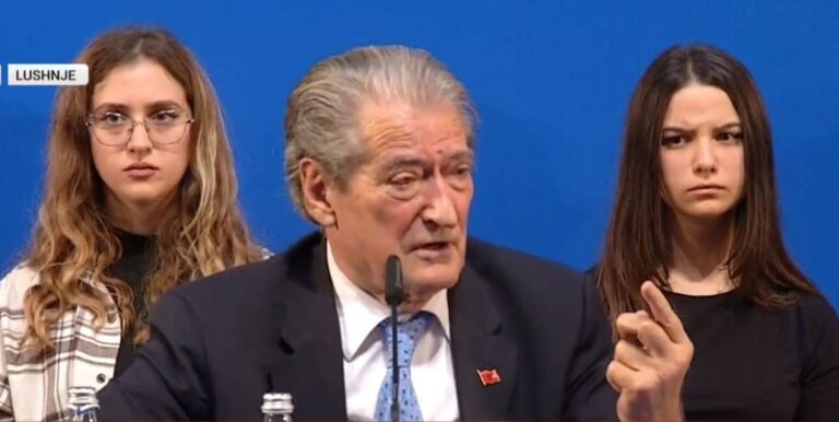 Berisha me demokratët në Lushnje: Rama bëri gjithçka për të ecur drejt Beogradit dhe jo BE-së