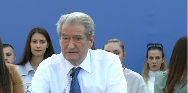 Berisha: S’do e lejoj Bashën të japë dorëheqjen, por do ta heqim. Me rininë do krijojmë opozitën e vërtetë
