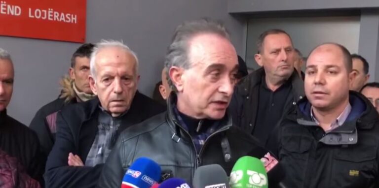Tensionet në PD-në e Fierit, Baçi: Se njoh komandimin e Bashës