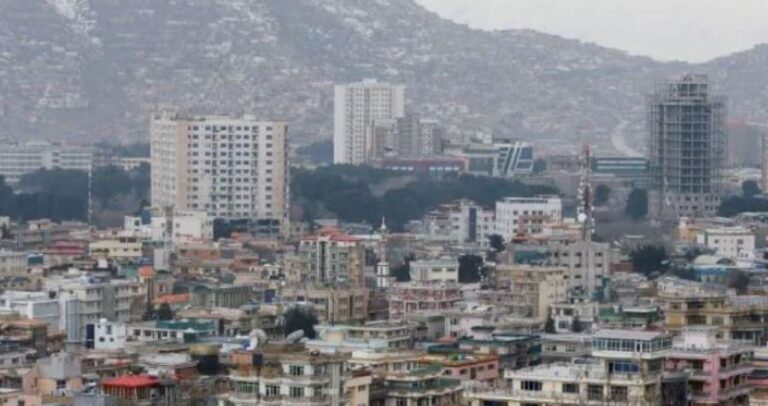 Dy shpërthime dëgjohen pranë një spitali në Kabul