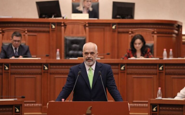 Kreu i PD i nxorri në Kuvend audion ku shan, Rama: Lulzim hiq mikroçipin se na turpërove të gjithëve